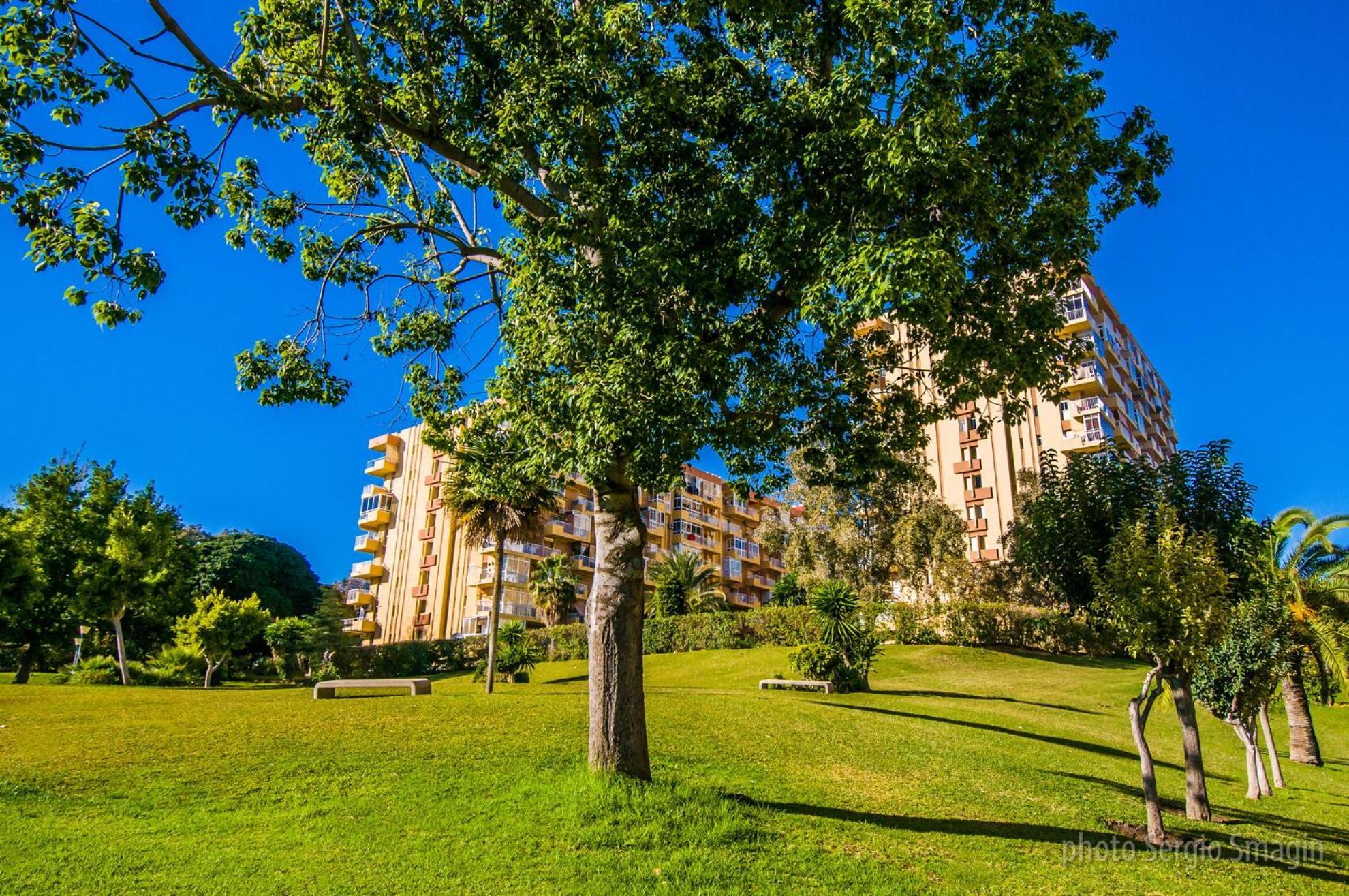 532 Minerva Apartamentos- Vistas Al Mar Y A La Piscina - Excelente Ubicacion Benalmádena Eksteriør bilde